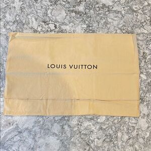 ✨ Louis Vuitton Large Dust Bag w/ Flap 22” x 15”